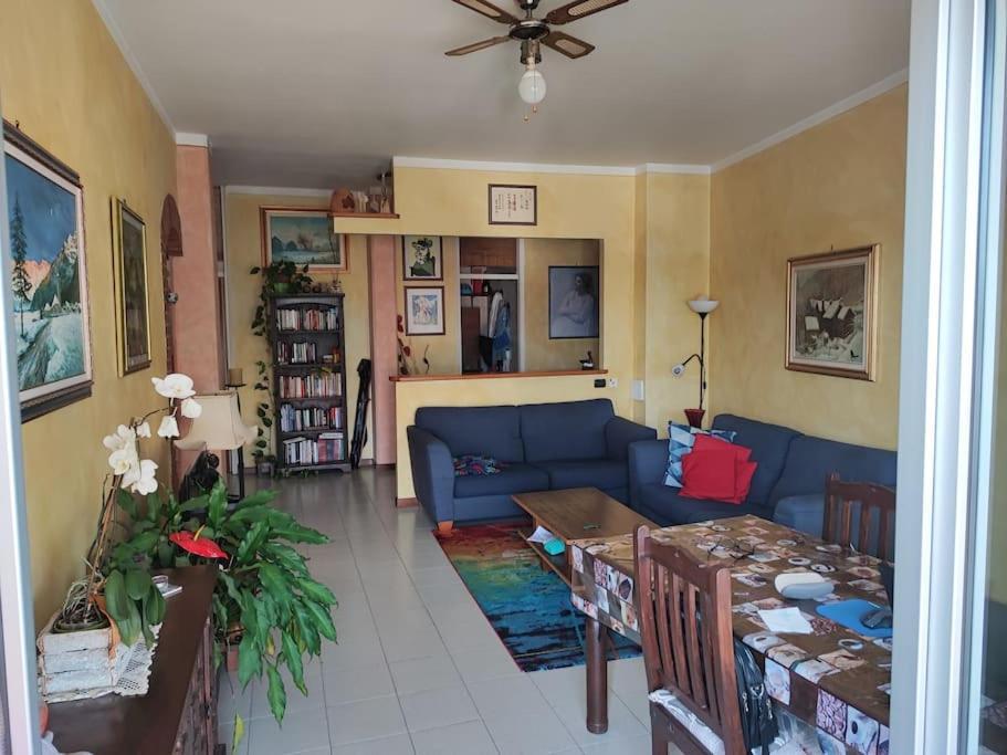 Appartamento Chic Vista Lago - Casa Janis Verbania Exterior foto